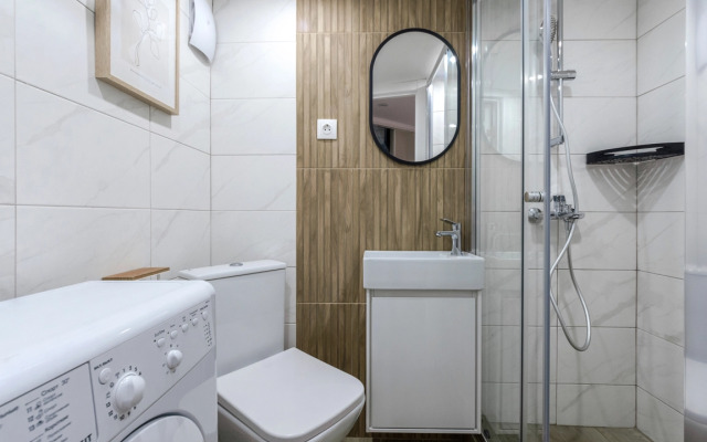 Апартаменты Однокомнатные Новые стильные на Жуковского 7