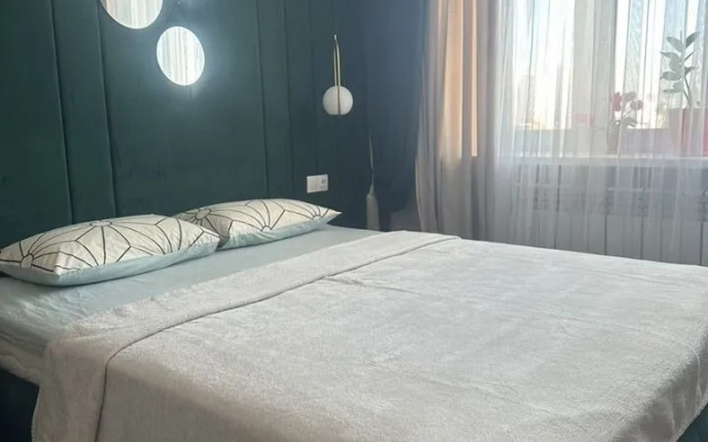 Квартира с панopaмным видoм нa pеку и мост