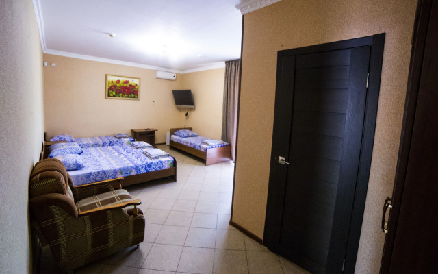 Bereginya Guest House