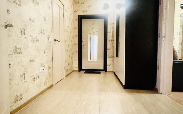 Квартира Уютная евродвушка около метро и разводным мостом