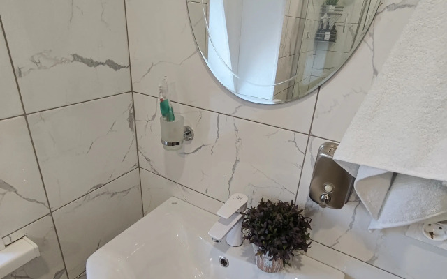 Na Krasnoy Armii 136/11 Apartments