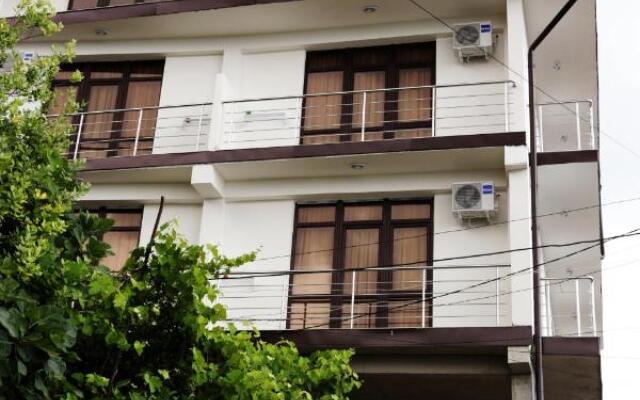 Elida Guest House