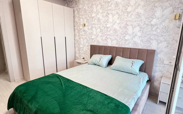 S Vidom Na Reku Flat