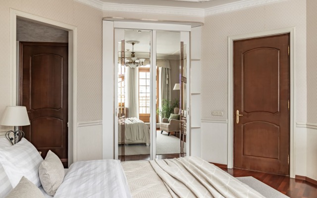 4-room apartment with Parking near the Kremlin