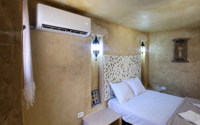 Al Madina Riad Hotel