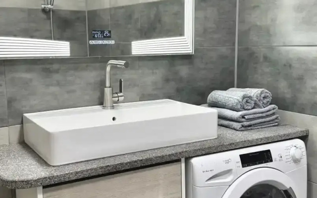 Квартира отличная 2-комнатная в центре города