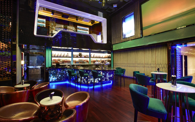 Отель HOME STYLE at Platinum Suites 2 KLCC Twin Towers