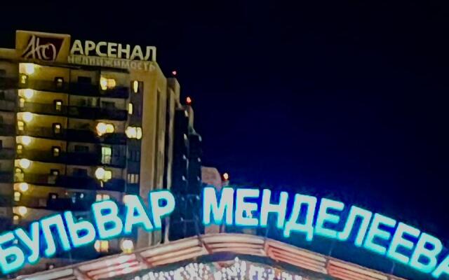 Na bulvare Mendeleeva Flat