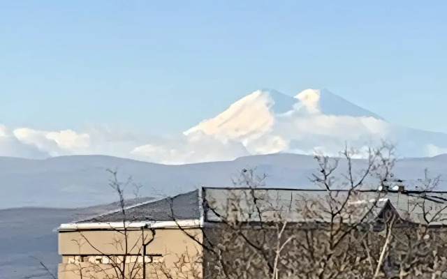 Квартира на Орджоникидзе 3 Хоббиты