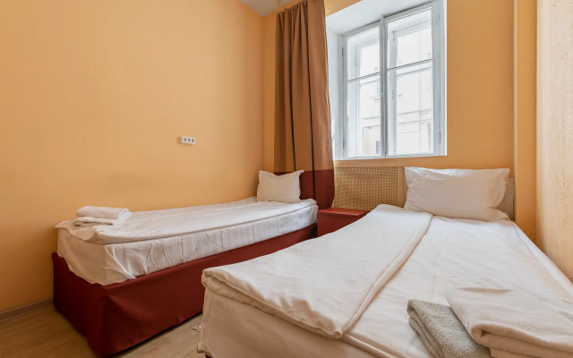 Bon Voyage Mini-Hotel
