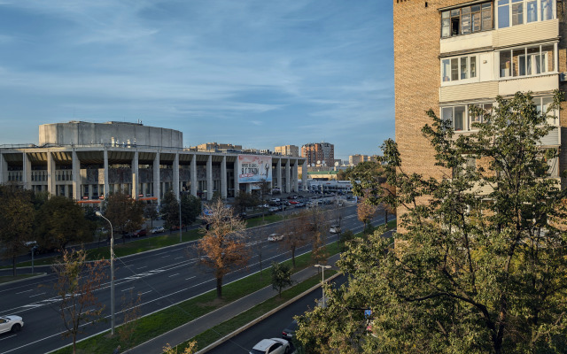 Svobodna-Komsomolskij Prospekt Flat