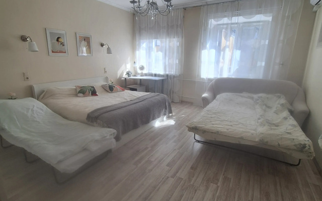 Na Dostoyevskogo Flat