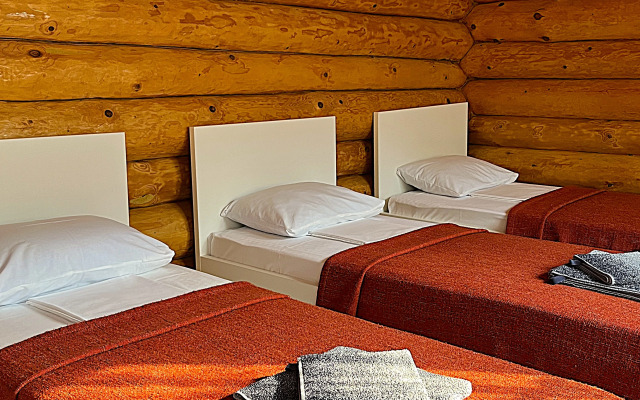 Pod Klych na Kompanyu do 14 chelovek Guest House