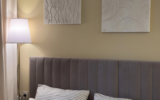 Квартира студия с лоджией и видом на лесной массив