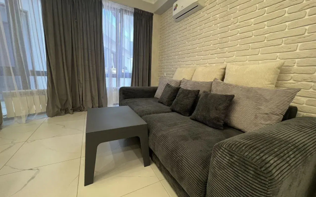 Квартира студия с новым ремонтом ЖК Крымский