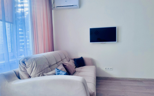 Apartamenty Stilnaya Studiya Ryadom S Istochnikami.