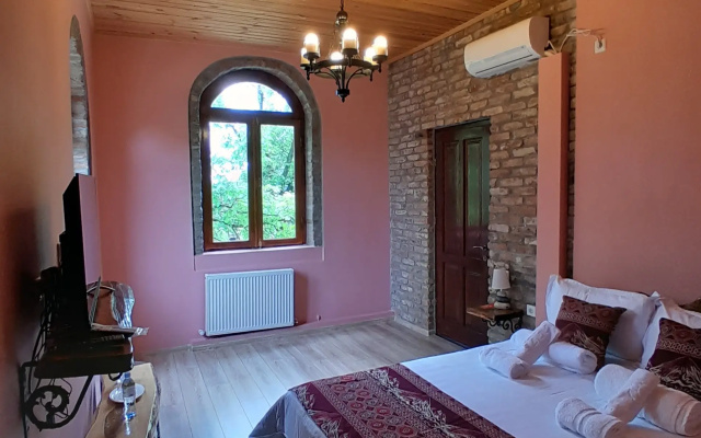 Бутик-отель Ch�teau Fort de Manavi, Boutique Hotel