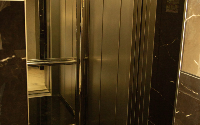 Квартира Студия с Дизайнерским Ремонтом на Черноморском Побережье