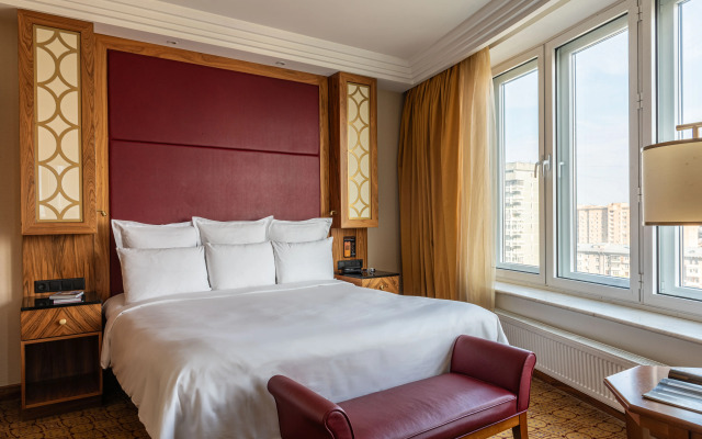 MonArch Moscow Hotel (ex. Renaissance Monarch)