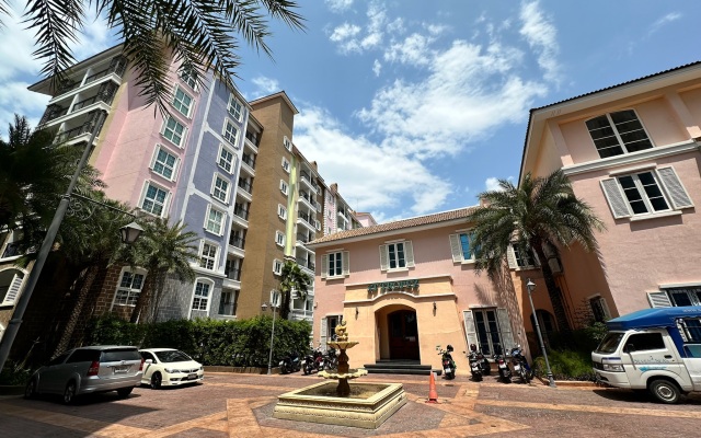 Seven Seas Cote D' Azur Resort Apartments