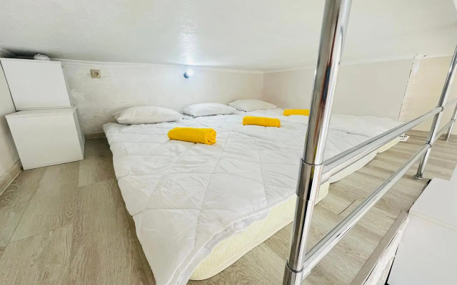 Studiya 51 Ke Apartments