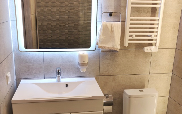 Belyij Klever Apart-Hotel