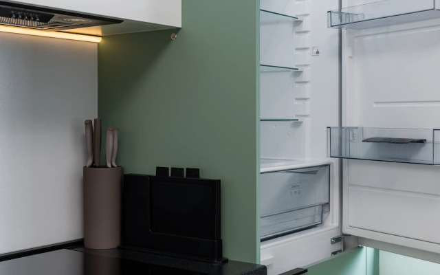 Na prospekte Geroyev Donbassa 11 Flat