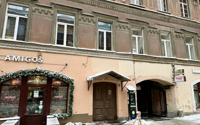 Апартаменты SpbStay с тремя спальнями на Рубинштейна 25