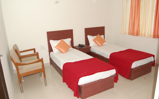 Отель Parth Executive