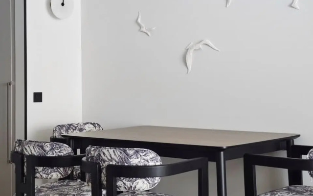 Апартаменты Дизайнерские на Первой Линии Моря