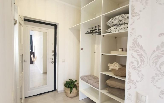 Na Vishnyovom Pereulke 85B Flat