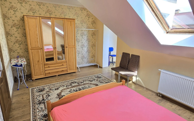 Na Zarechnoy 4  Private house