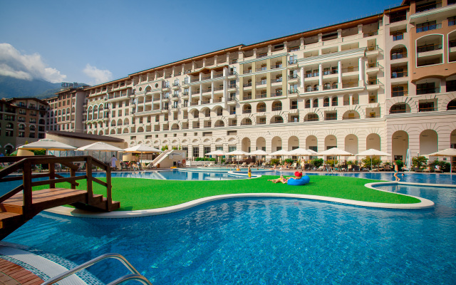 Отель Marriott Krasnaya Polyana