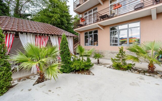 Gostevoy Dom U Yeleny Guest House