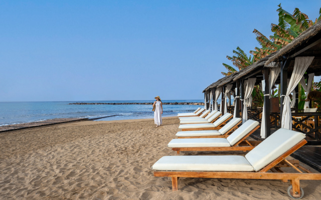 Constantinou Bros Asimina Suites Hotel (Adults only)	