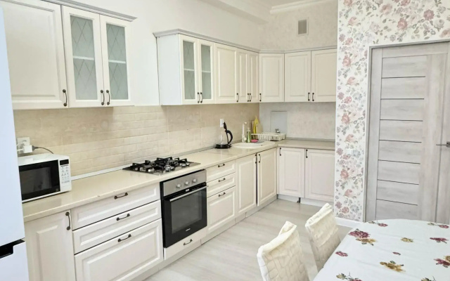 Apartamenty Prostornye svetlye 3-h komnatnye