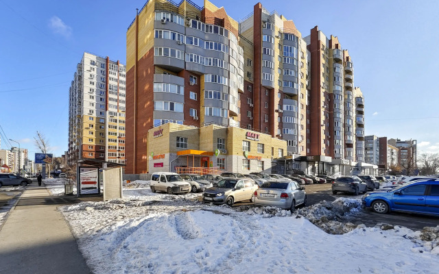 Na Maksima Gorkogo Apartments