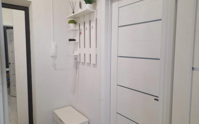 Odnokomnatnaya 2 Krovati Flat