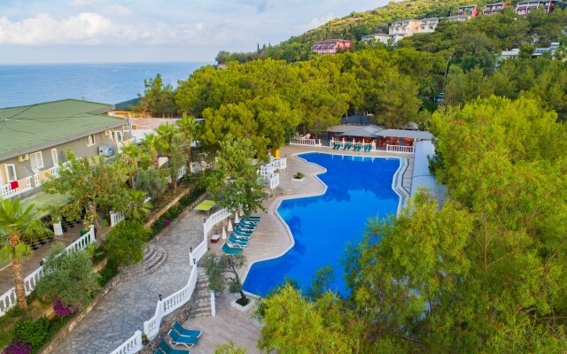 Senza Garden Holiday Club Hotel