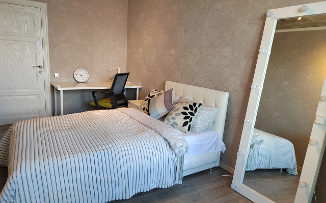 Апартаменты  Современные двухкомнатные у Экспофорума