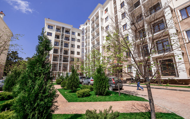 Yevrodvushka Na Beregu Morya S Basseynom Apartments