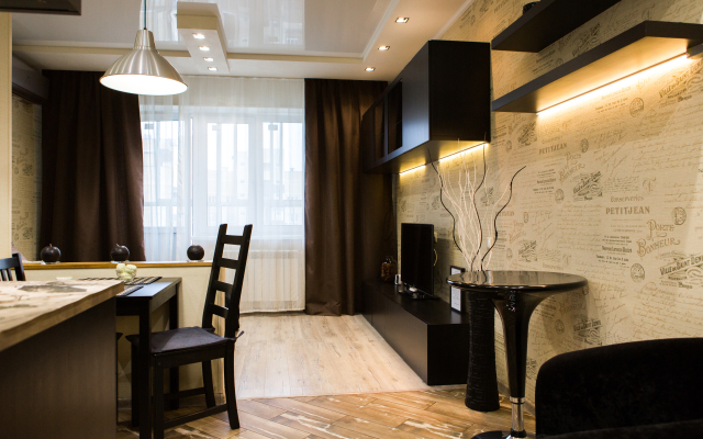 Na Ulitse Dmitriya Mihajlova 4 Apartments