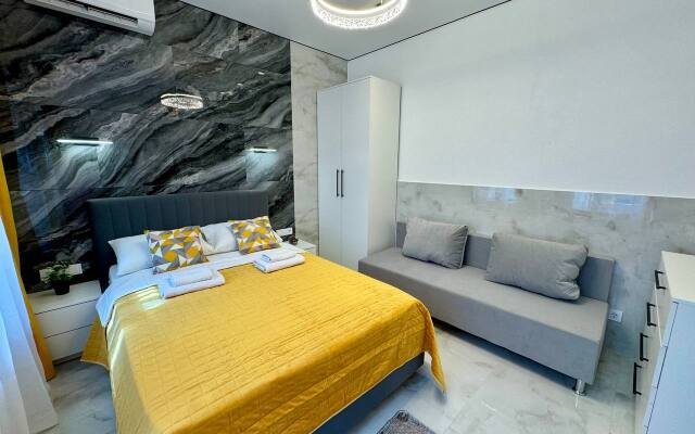 Частный дом с террасой Sun City в центре Сочи