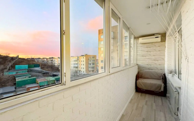 Квартира Уютная Однокомнатная с Видом на Мост