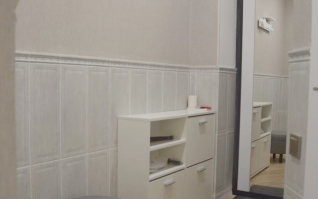 U ozera Flat