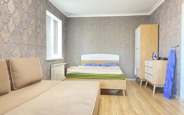 U Rechnogo porta nedaleko ot tsentra Kazani Flat