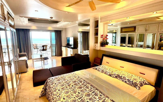 Апартаменты Sky Beach Apt