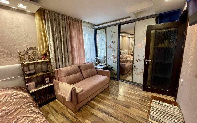 Uyutnye Na Prospekte Tsiolkovskogo Apartments