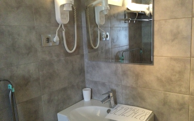 Aleksandrov Guest House
