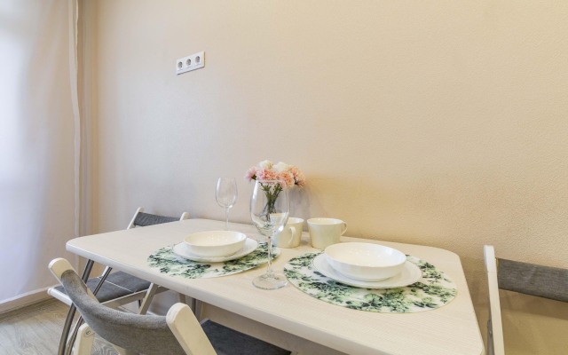 Evrodvushka BeGuest Near Botanicheskaya Metro Station For 4 Guests Flat